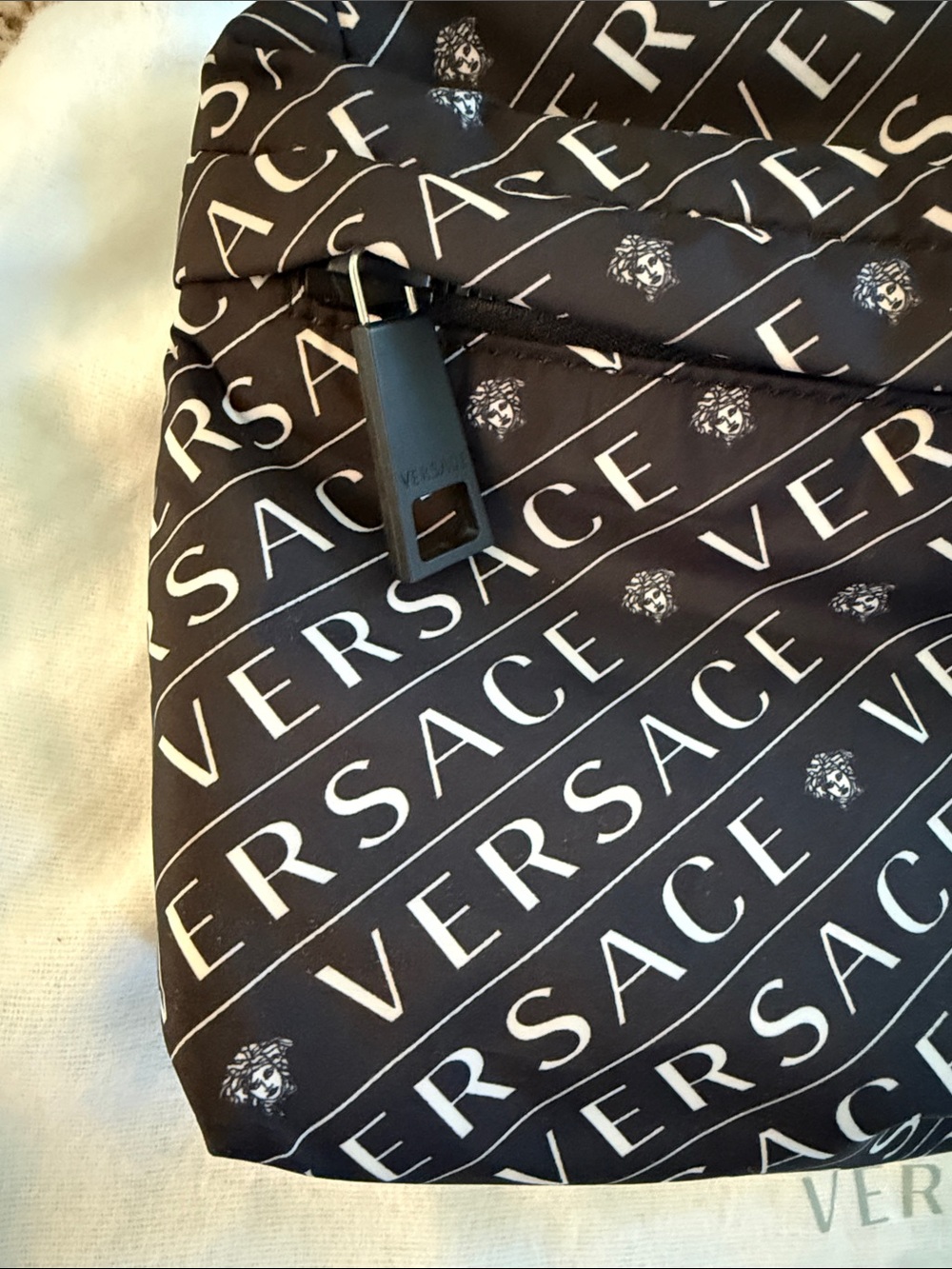 Versace Black Logo-Print belt bag - Picture 2 of 11